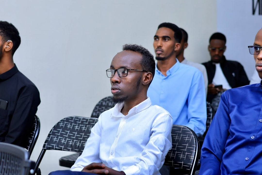 Hiraad Volunteers Consultation, photograph 10