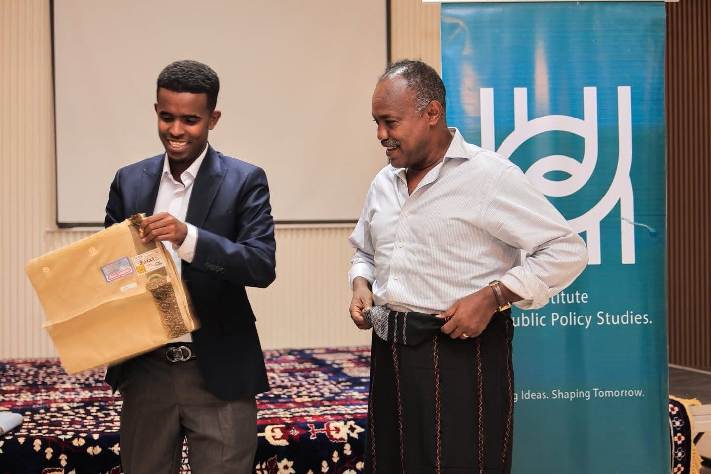Hiraad–Rift Valley Institute Researchers' Roundtable, photograph 2